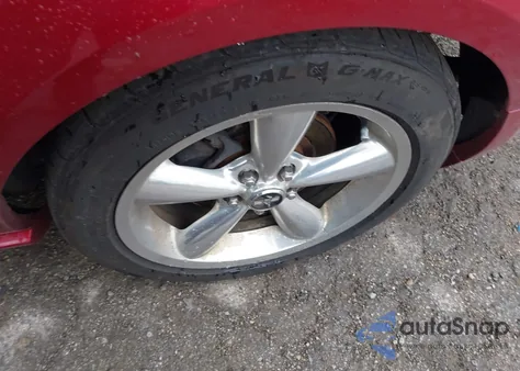 2007 Ford Mustang Gt Deluxe/Gt Premium z USA, uszkodzony, nr VIN 1ZVHT82HX75223281